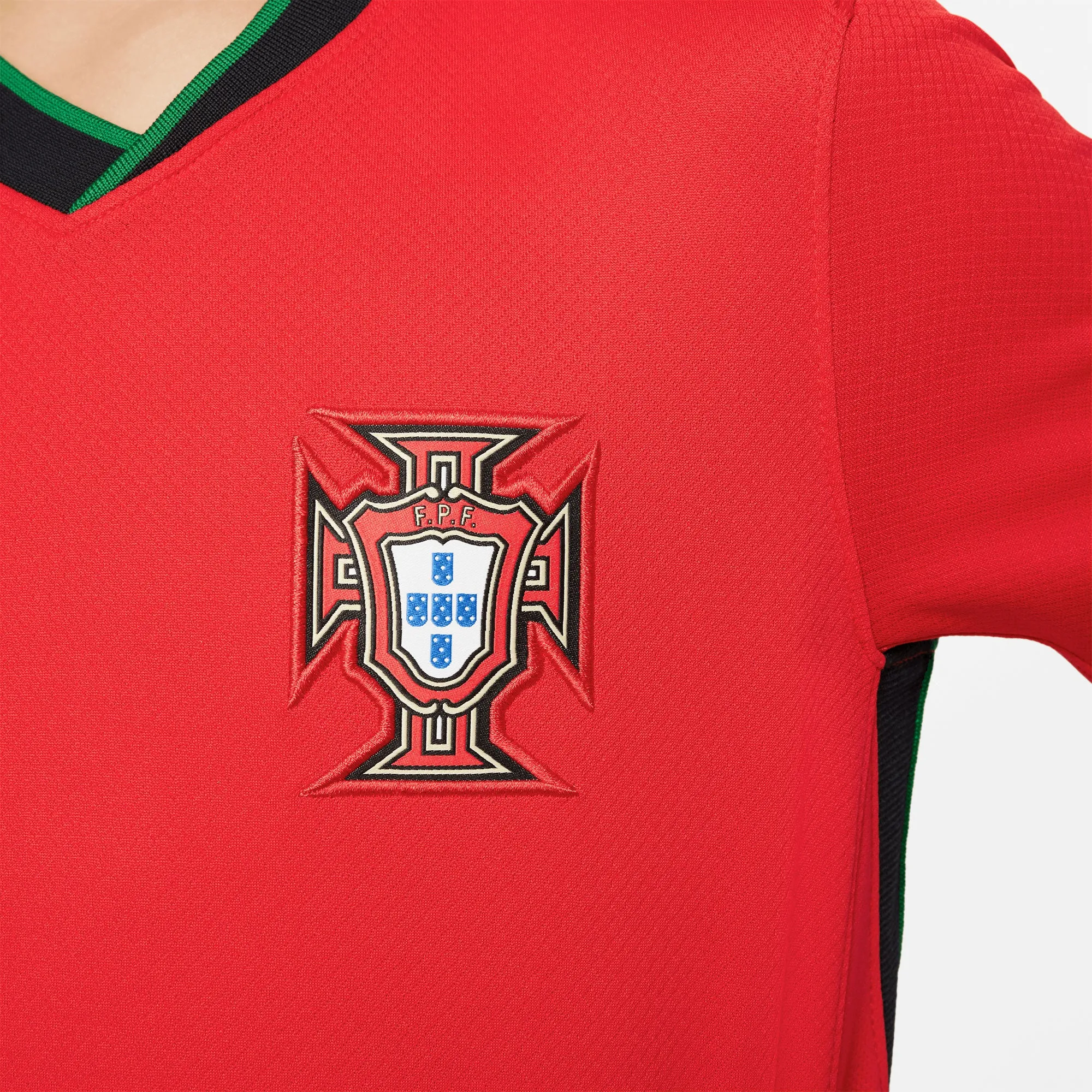 Nike Kids Portugal 2024/25 Home Jersey Red/Green