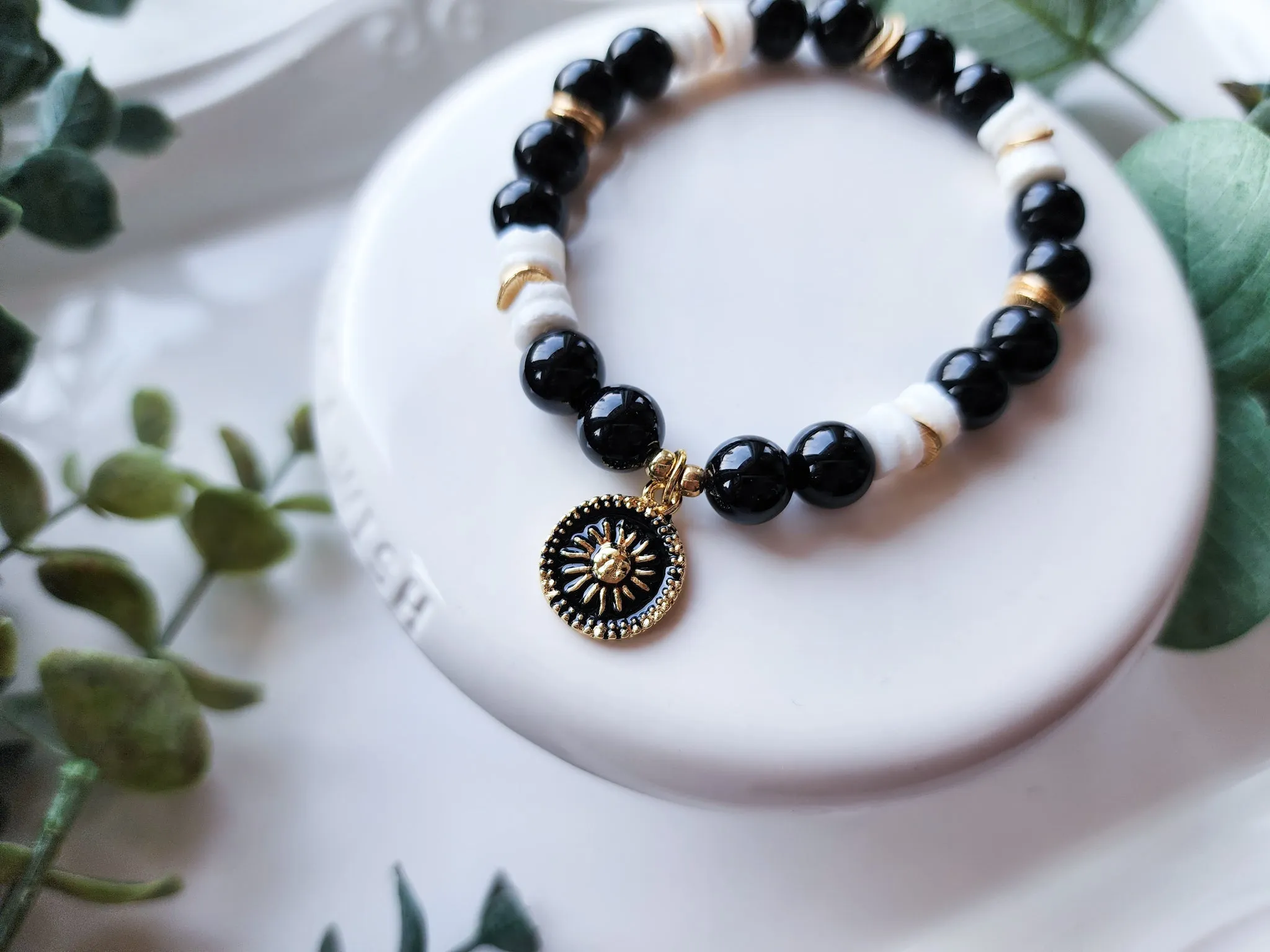 Onyx & Puka Shell Beaded Bracelet || Reiki Infused