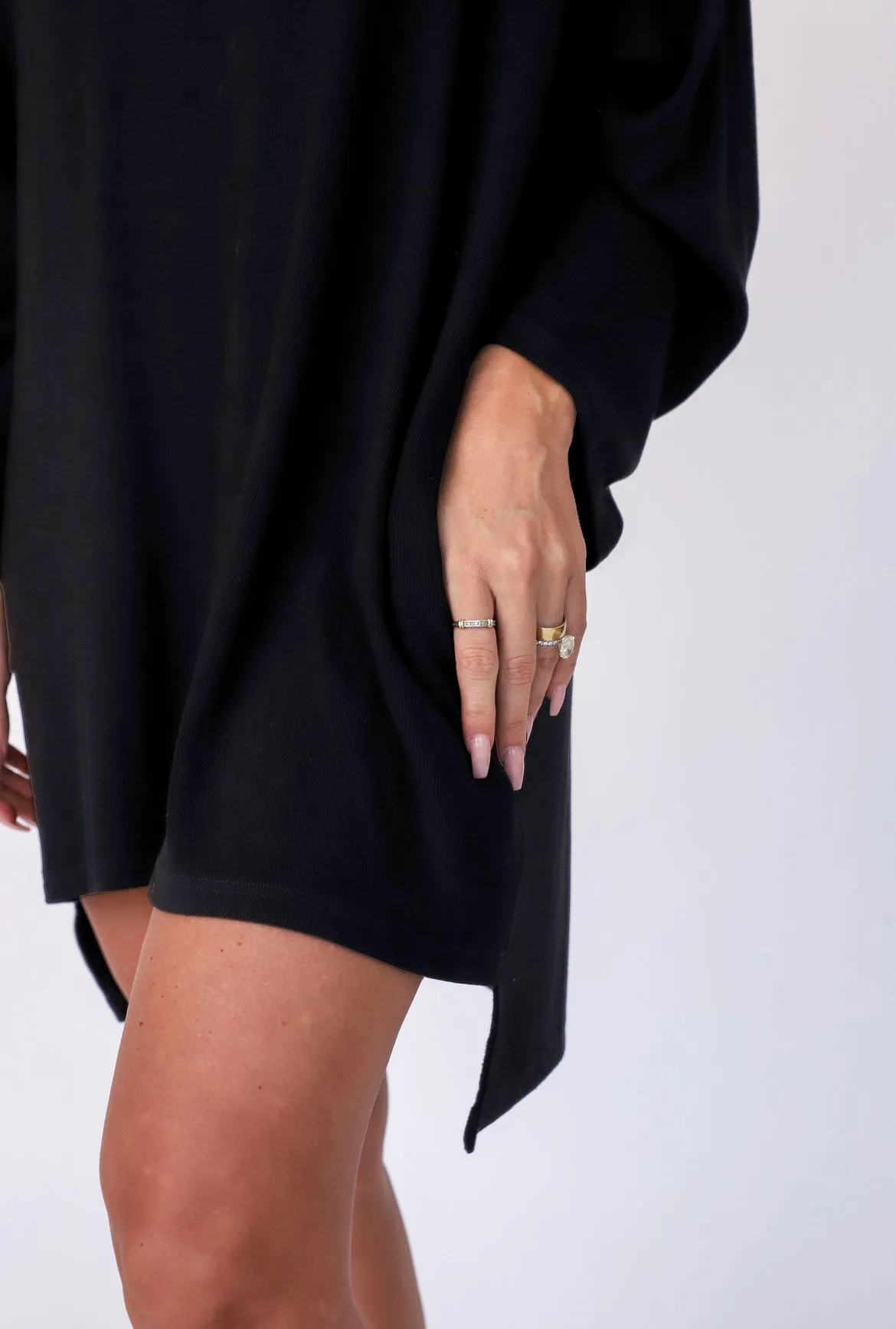 Out Of Pocket Dress Long Sleeve Black